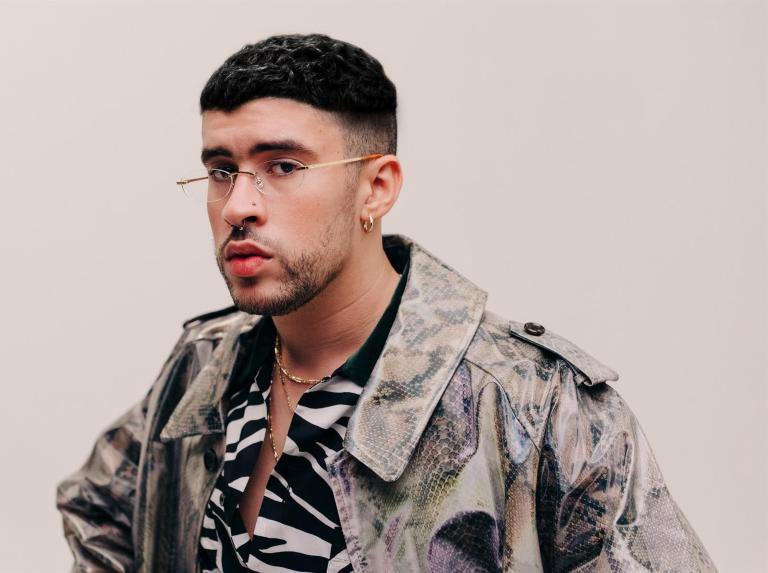 Bad Bunny bate récord millonario en YouTube