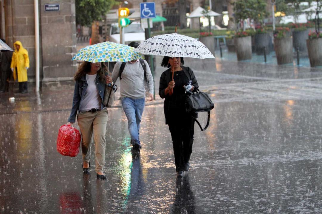 ¡26 DE ABRIL! - Continuarán las lluvias este martes en gran parte del país