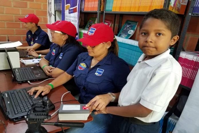 El Saime retomará la cedulación en las escuelas