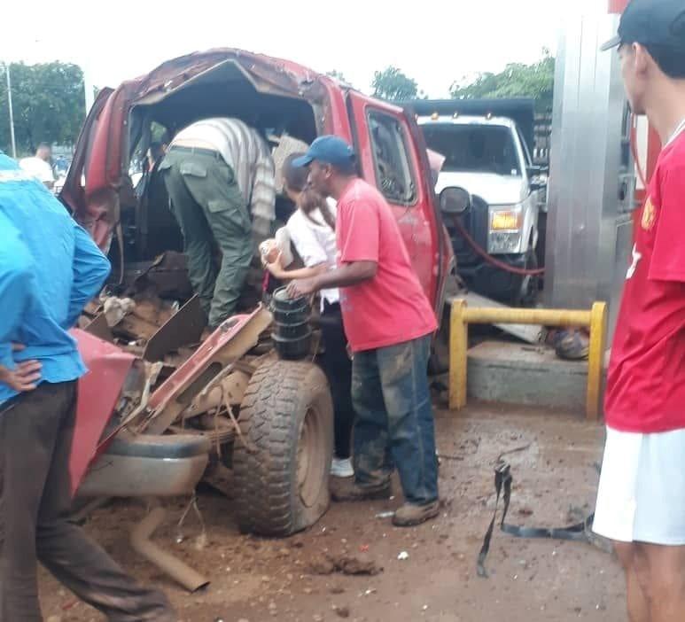 Explotó bombona de gas de un vehículo en la estación de servicio Urimare,  en Altagracia de Orituco