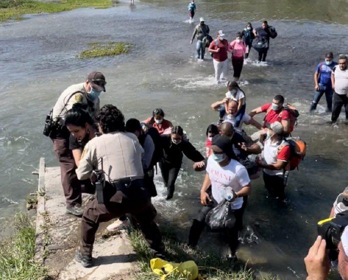 Más de 20.000 venezolanos fueron detenidos por la policía fronteriza de Estados Unidos en noviembre