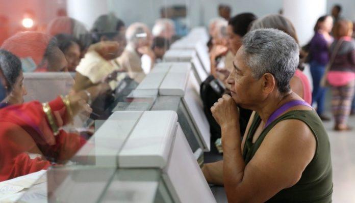 Pensionados recibieron primera mitad de los retroactivos del aumento salarial este #17Mar