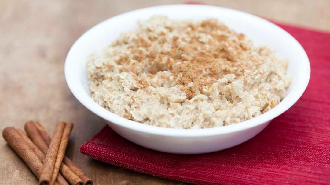 ¿Qué pasa en el cuerpo si se desayuna avena todos los días?