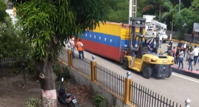 Retiran contenedores del puente Internacional Simón Bolívar