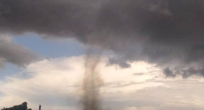 Tornado dejó daños materiales en Margarita (+videos)